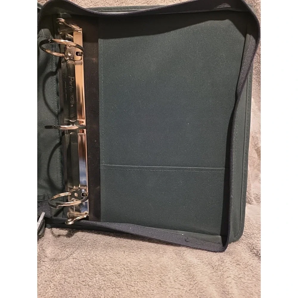 Vintage 1990s Mead‎ Five Star Forest Green 3 Ring First Gear Zipper Binder